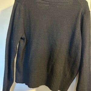 Sonoma Women's Classic Black Crew Neck Sweater